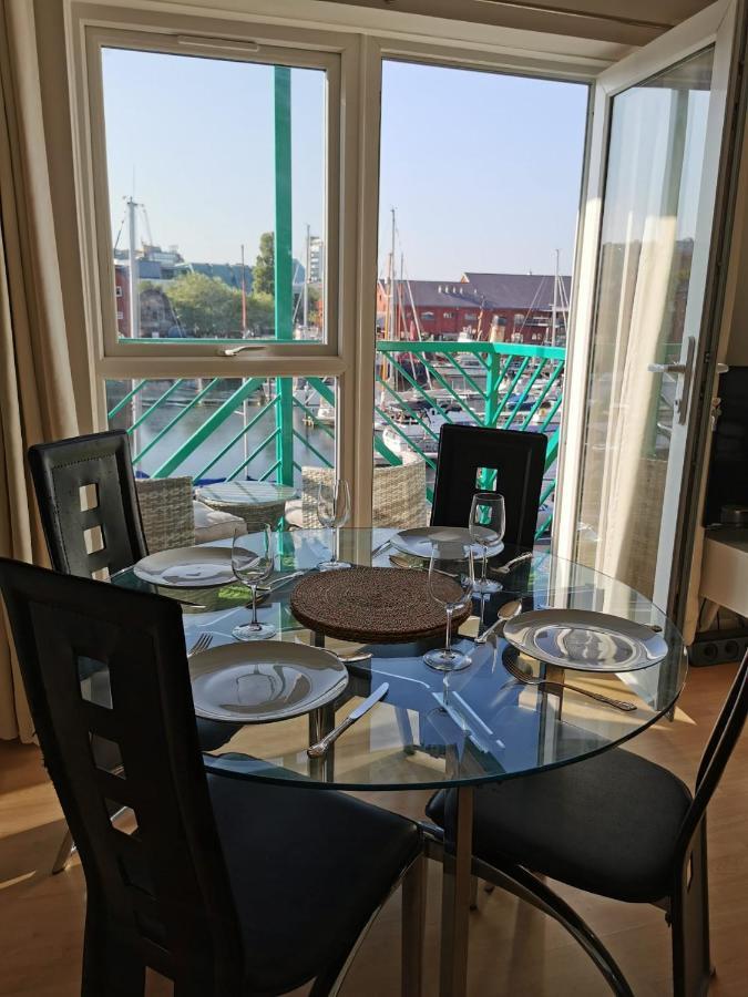 Apartment By The Beach سوانسي المظهر الخارجي الصورة